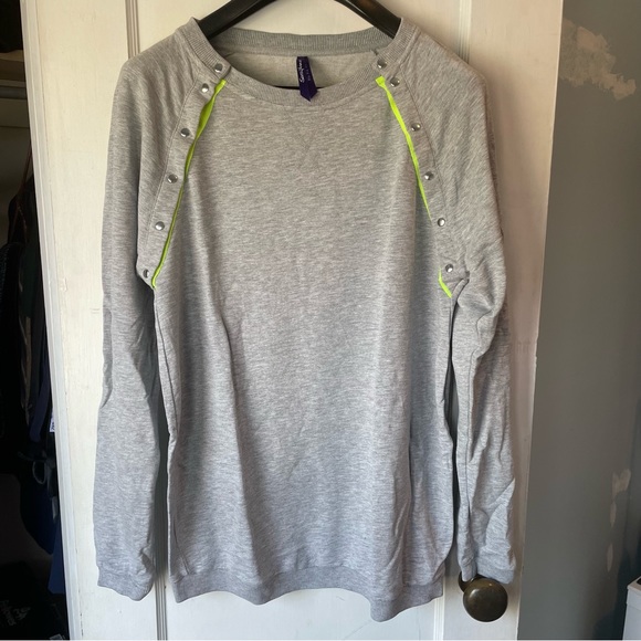 Seraphine nursing sweatshirt - Picture 3 of 7